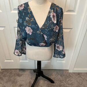 Astr the Label size S Floral V-Neck Chiffon Top - Blue and Pink